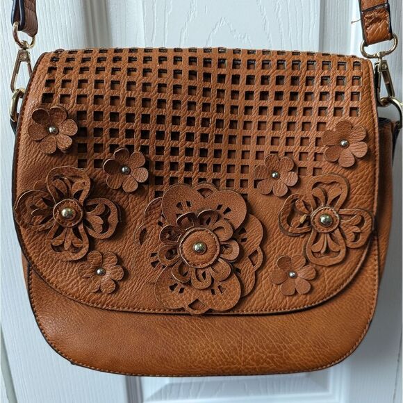 Coco + Carmen Handbags - Coco+ Carmen leather purse